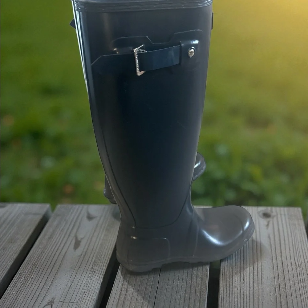 Hunter Classic Blue Rain Boots - Picture 2 of 9